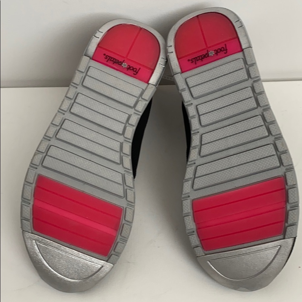 NWOB Foot Petals Brooke slip on shoe - Picture 6 of 7